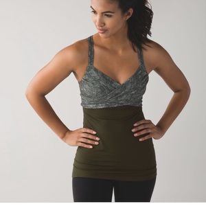 Lululemon Wrap It Up Tank green size 6
